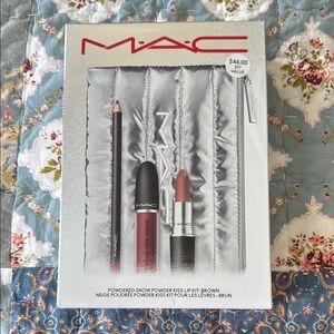 MAC Powder Kiss Lip Kit